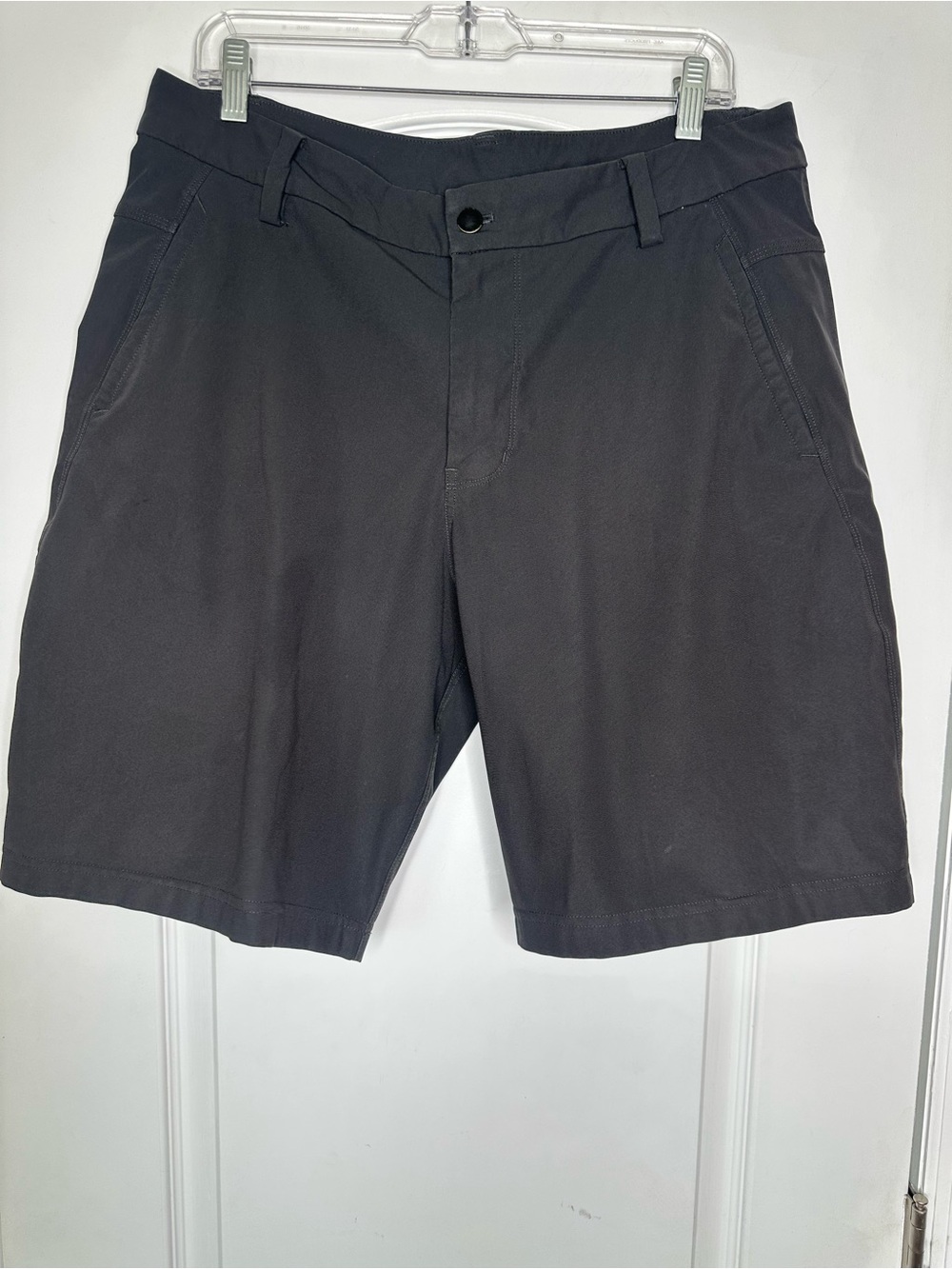 Lululemon athletica Men's Dark Gray Flat-Front Shorts. Size 36.